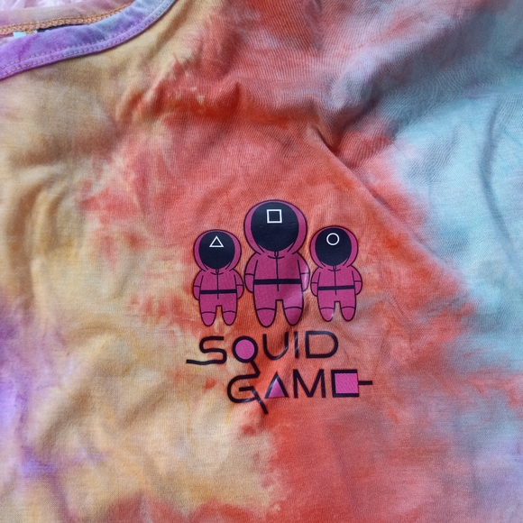 💥SQUID GAMES! Crossing revealing back unique ooak custom tiedye tee! Nwot! - Picture 2 of 7